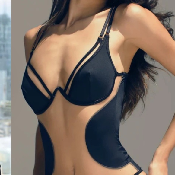 God Save Queens Brigitte Bodysuit - Picture 2 of 14